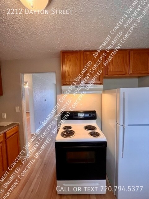 Photo - 2212 Dayton St