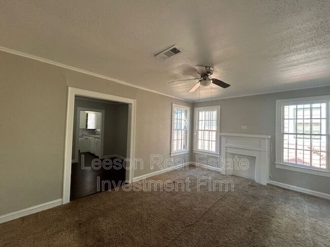 Photo - 3603 Darien St