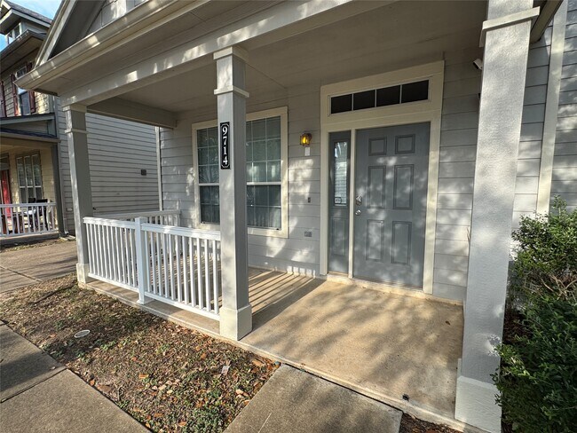 Photo - 9714 Coyote Creek Dr