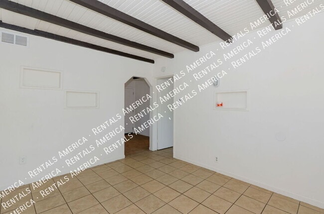 Photo - 3048 N Sparkman Blvd