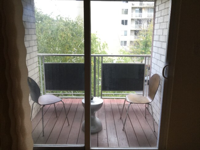 Photo - 1111 River Rd Unit Apartment A20