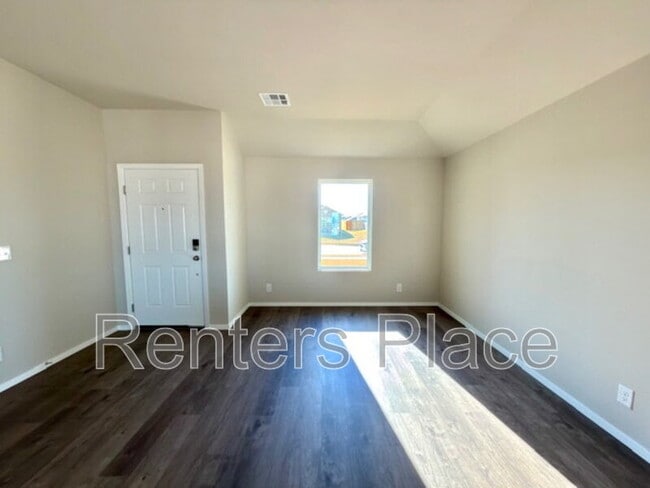 Photo - 1006 W Lawton Rd