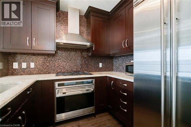 Photo - 1717 Avenue Rd Unit 307