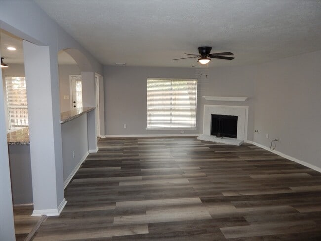 Photo - 3030 Rainmont Ln