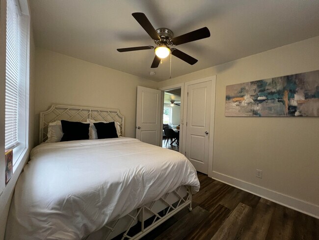 401 Cedar Lane Rd Unit SI ID1234779P