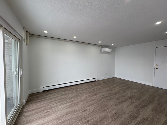 Photo - 11-107 Chandler Dr