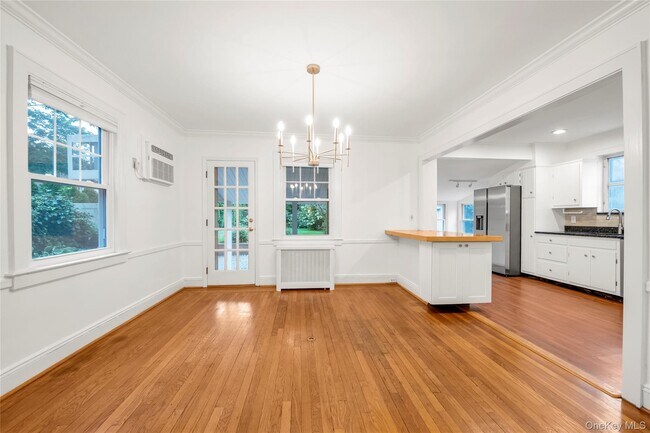 Photo - 138 Hillcrest Ave