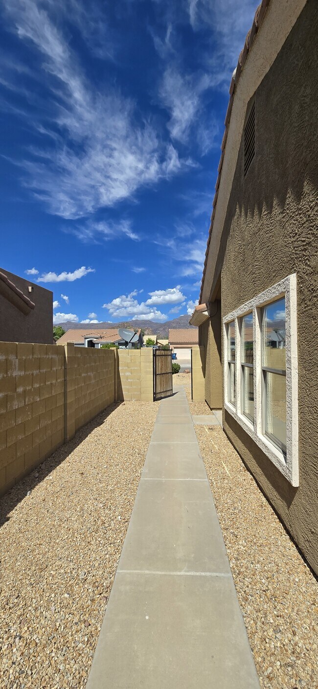 Photo - 8971 E Rainier Dr