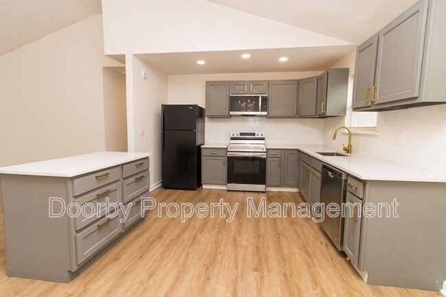 Photo - 2310 Cushman St