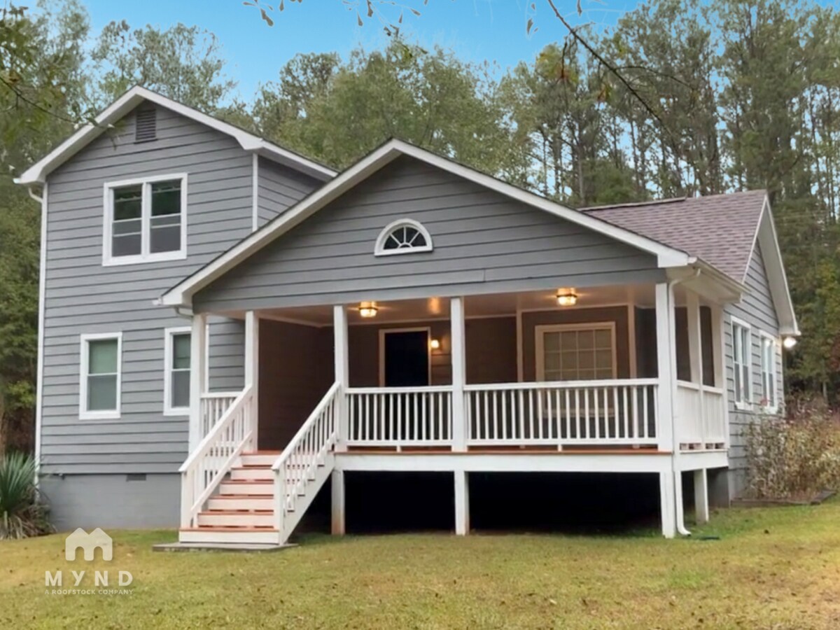 Photo - 870 Millard Farmer Rd