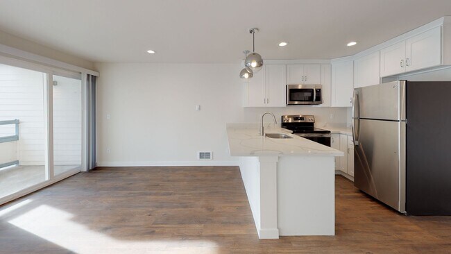 Photo - Fountainside