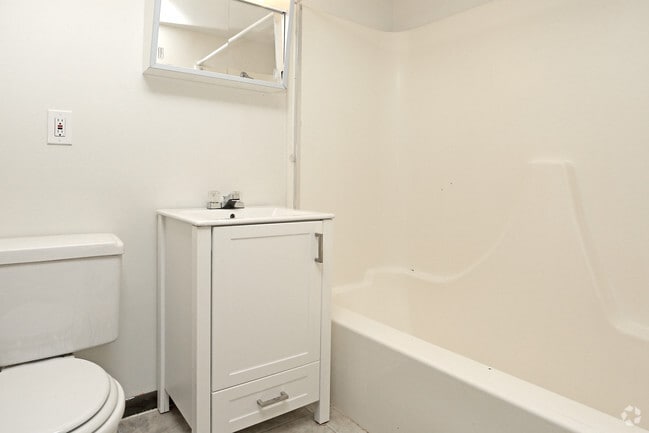 Photo - Waseca Manor