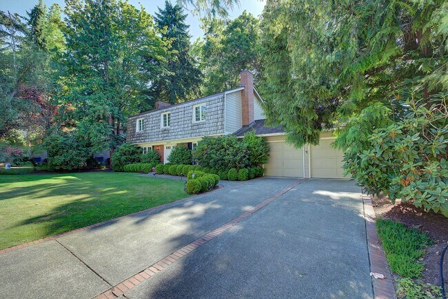 Photo - 4Bd/2.5Ba Mercer Island House