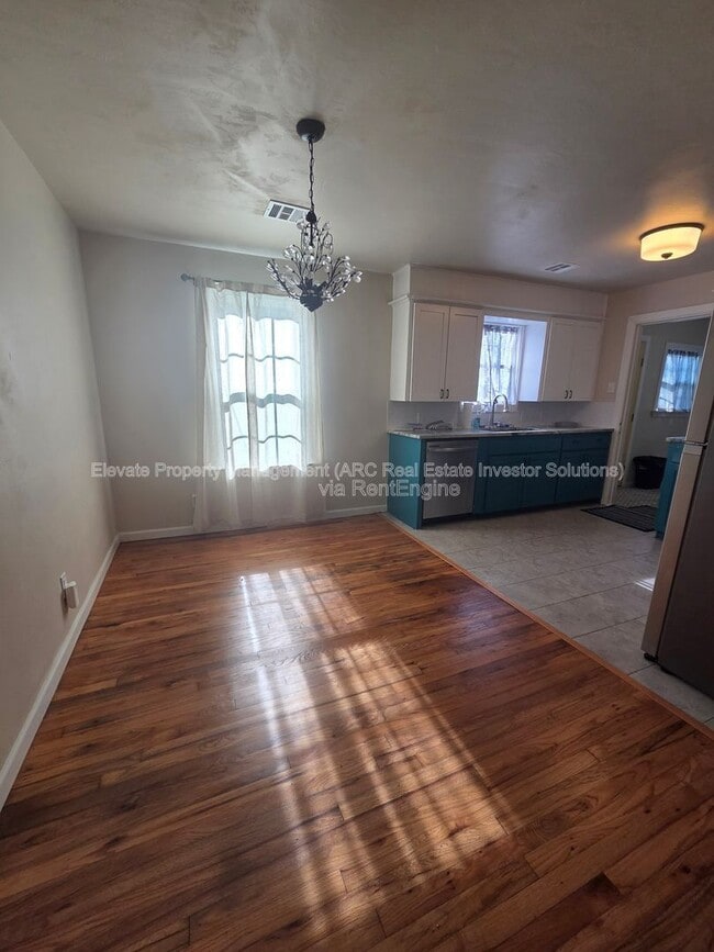 Photo - 830 Nebraska St