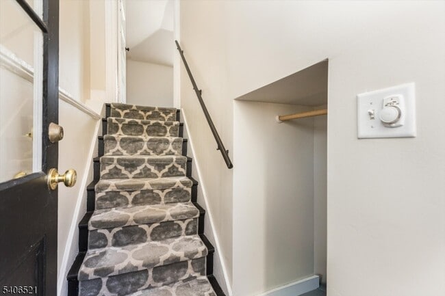 Photo - 9 Lincoln St