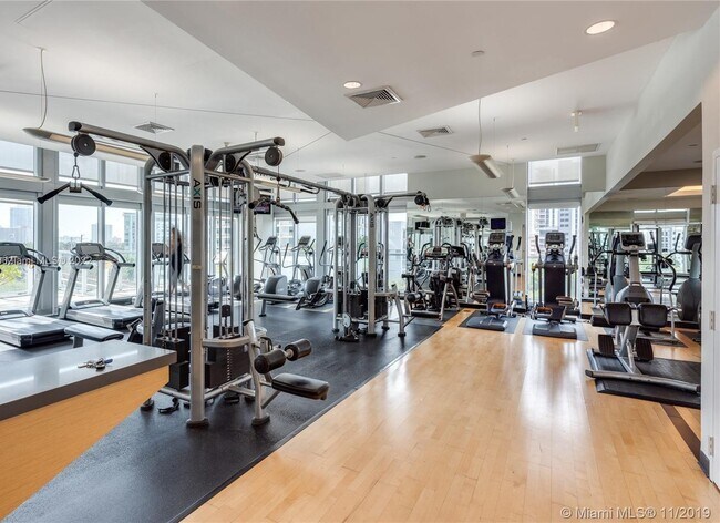 Photo - 1111 SW 1st Ave Unit 1450s