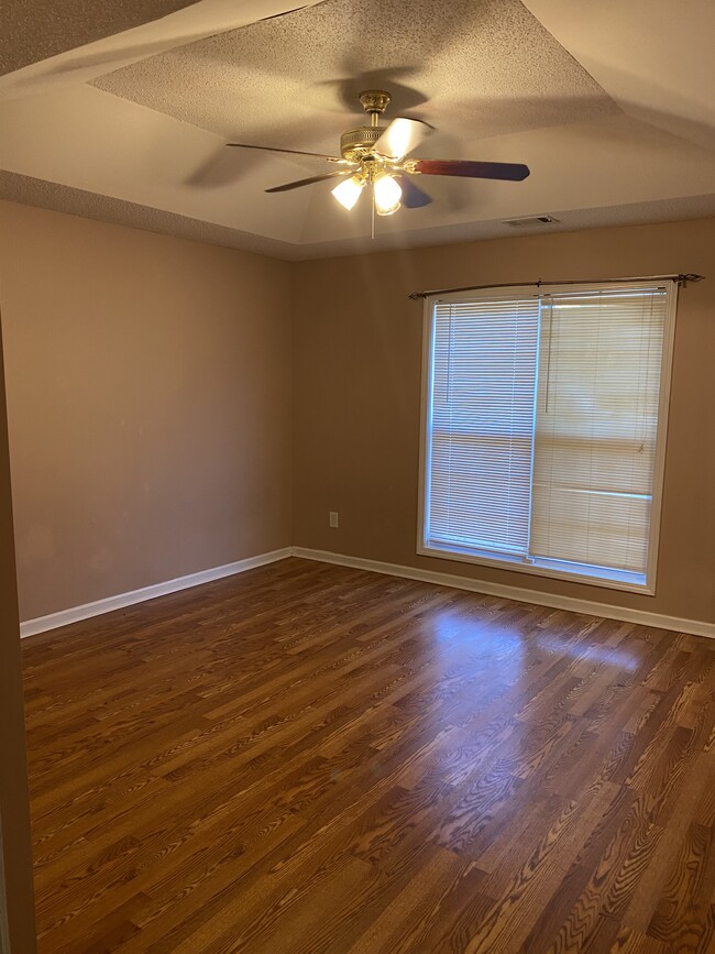 Photo - 1622 Phillipsburg Dr