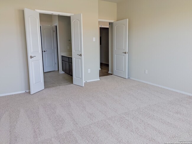 Photo - 139 Spiny Lizard Ln