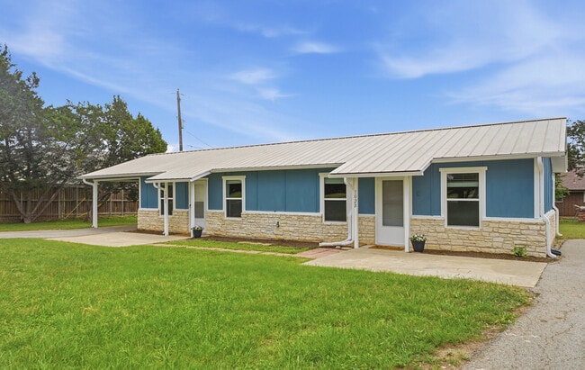 Photo - 102 Rose Dr