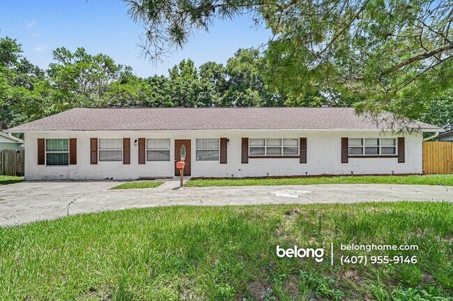 Photo - 1518 Oranole Rd
