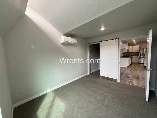 Photo - Quiet Small town Apartment in Davenport Unit #11 Standard 2bdrm stand alone