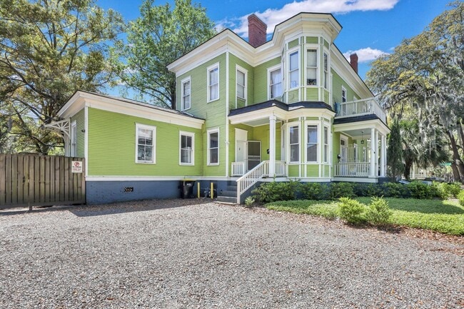 Photo - 21 W 36th St Unit 2