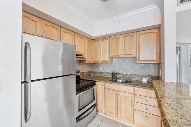 Photo - 4050 NE 12th Terrace Unit 39-2