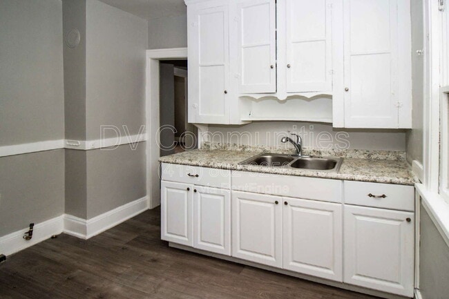 Photo - 14112 Edgewood Ave