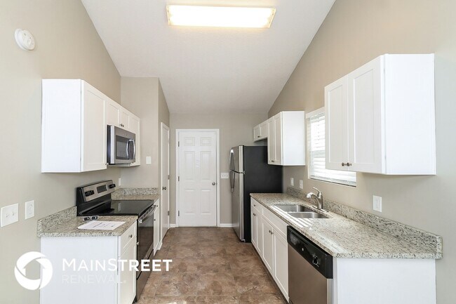 Photo - 1826 Killarney Dr SW