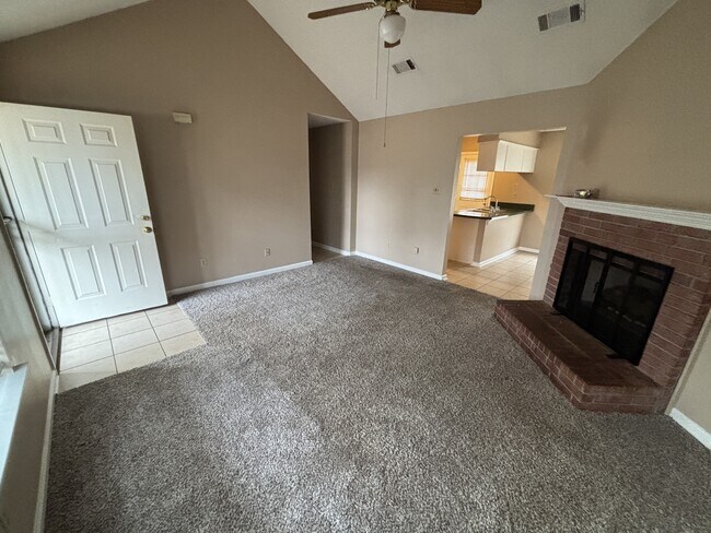 Photo - 4315 Appian Cove S