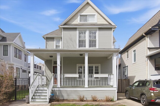 Building Photo - 1828 W Berenice Ave Unit House