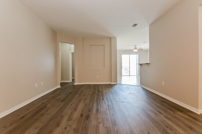 Photo - 5471 Silver Thistle Ln