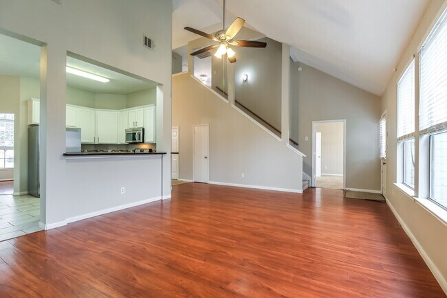 Photo - 19607 Cotton Creek Dr