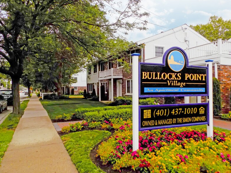 Bullocks Point Townhomes For Rent in Riverside, RI