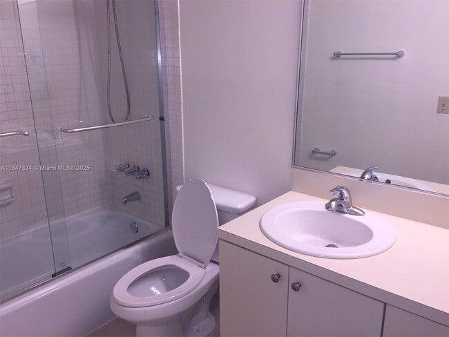 Photo - 10740 N Kendall Dr Unit L-14
