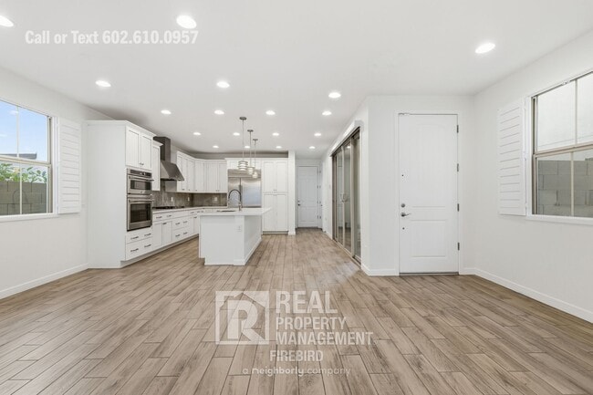 Photo - 2342 W Gloria Ln