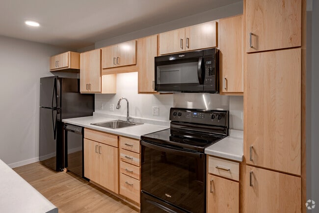 1BR, 1BA - Anwatin Pond