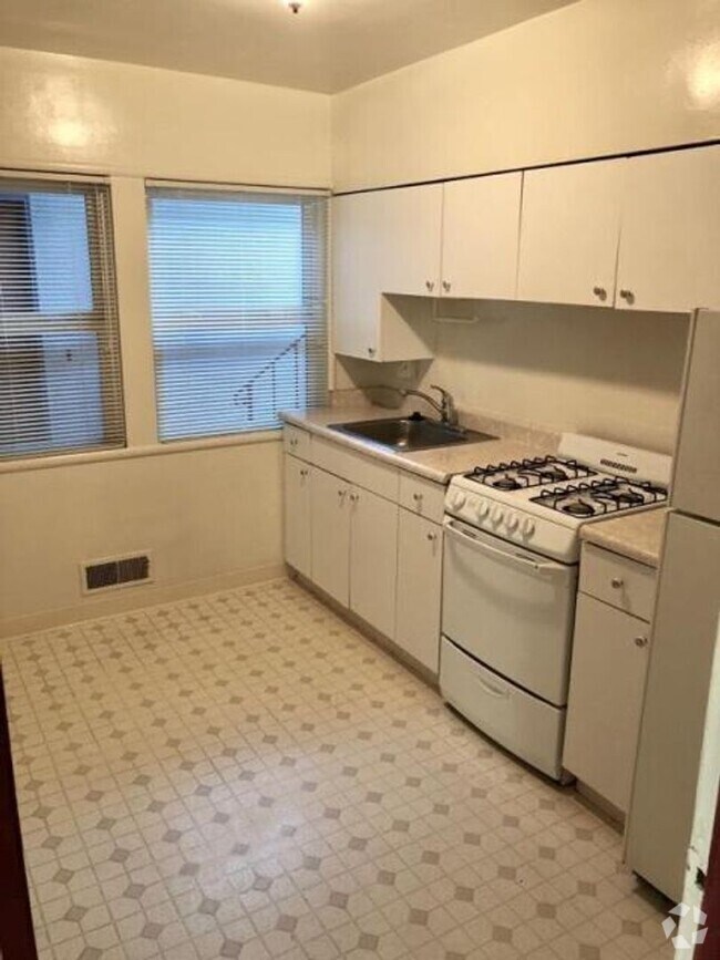 Building Photo - One-bedroom apartment in North Berkeley be... Unit D