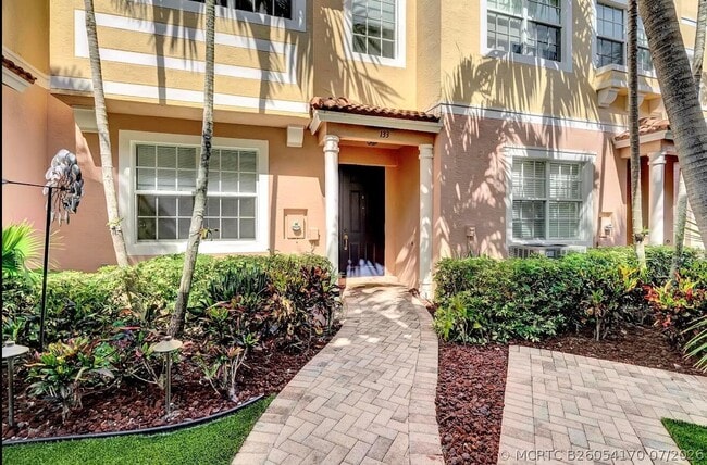 Photo - 133 Harbors Way