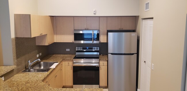 Photo - 818 Villa Cir