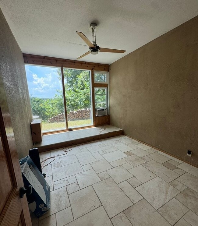 Photo - 20 Clearview Dr