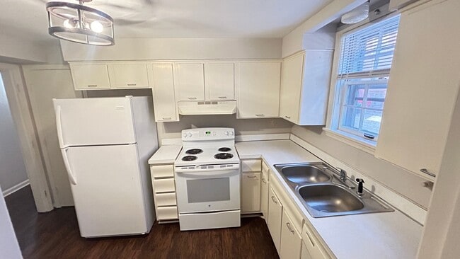 Photo - 2549 Glenmary Ave Unit Apt. 6
