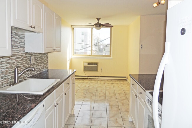 Photo - 1000 River Rd Unit 2K