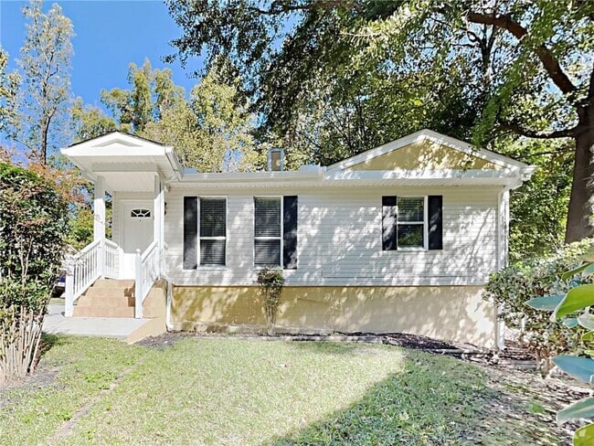 Building Photo - 5779 Hillside Dr NW Rental