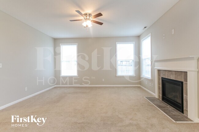 Photo - 5776 Bluff View Ln