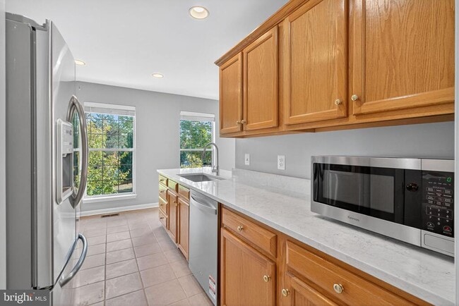 Photo - 1055 Lexus Way
