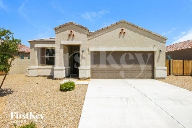 Building Photo - 11534 E Cliffrose Ln Rental