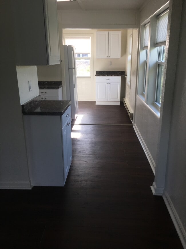 Photo - 133 9th Ave S