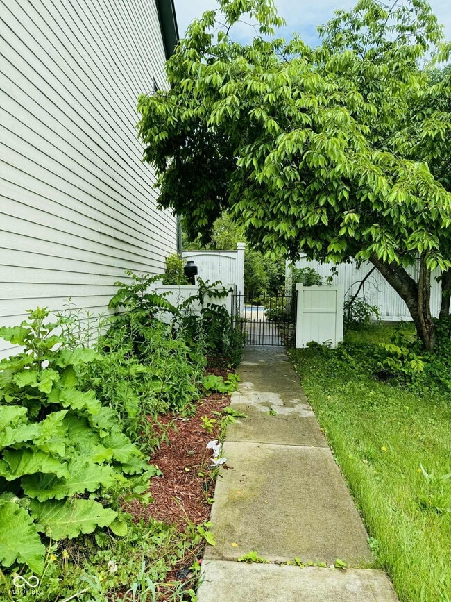 Photo - 2435 S Ritter Ave