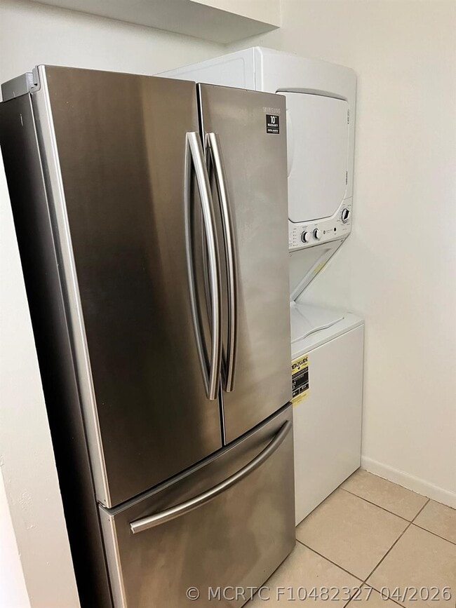 Photo - 1040 Twin Lakes Dr Unit 1040